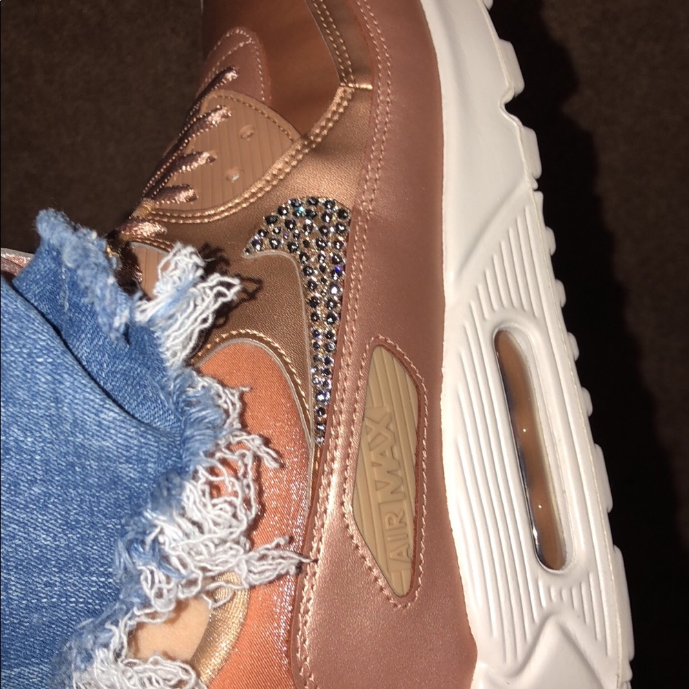 Rose gold Nike air max - Picture 2 of 2